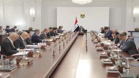 مجلس الوزراء يقرر  اعفاء المواد الغذائية والادوية المستوردة من الرسوم الكمركية